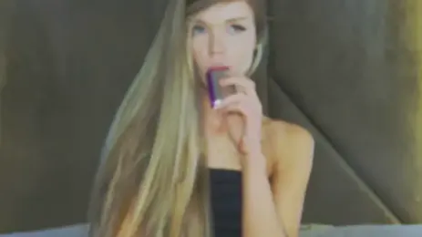 MarilynNova webcam preview