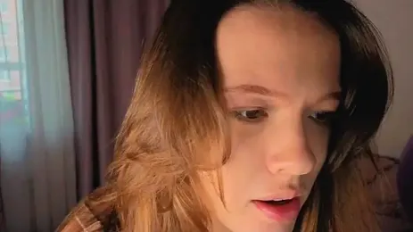DemiDee webcam stripchat model stream image