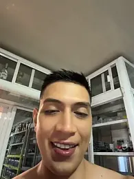 OliverWest04 webcam preview